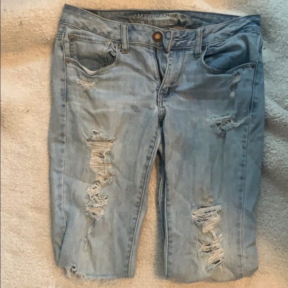 American Eagle distressed jeans